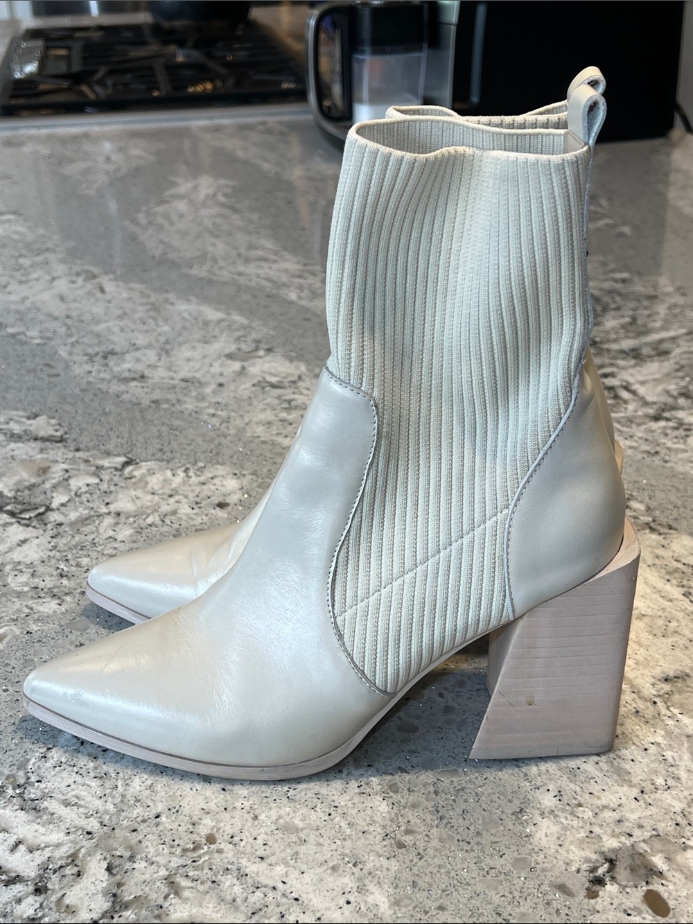 Steve Madden Tackle Sock Booties - Bone Leather - Size 7.5 EUC - Picture 5 of 10